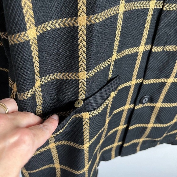 Michael Irvin Men's Walking Shirt Size L Black & Gold Check Button Up Woven Knit - Picture 4 of 11